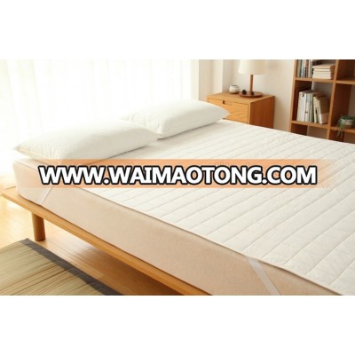 Hotel use 100% polyester filled quilted mattress topper